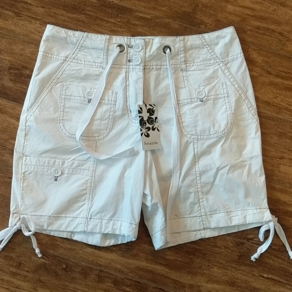 White Shorts Size 6